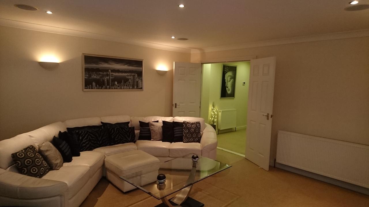 Crown Luxury Serviced Apartment Inverness Esterno foto
