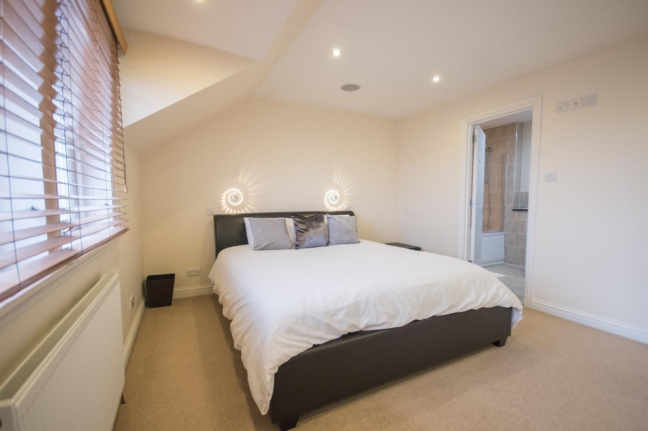 Crown Luxury Serviced Apartment Inverness Esterno foto