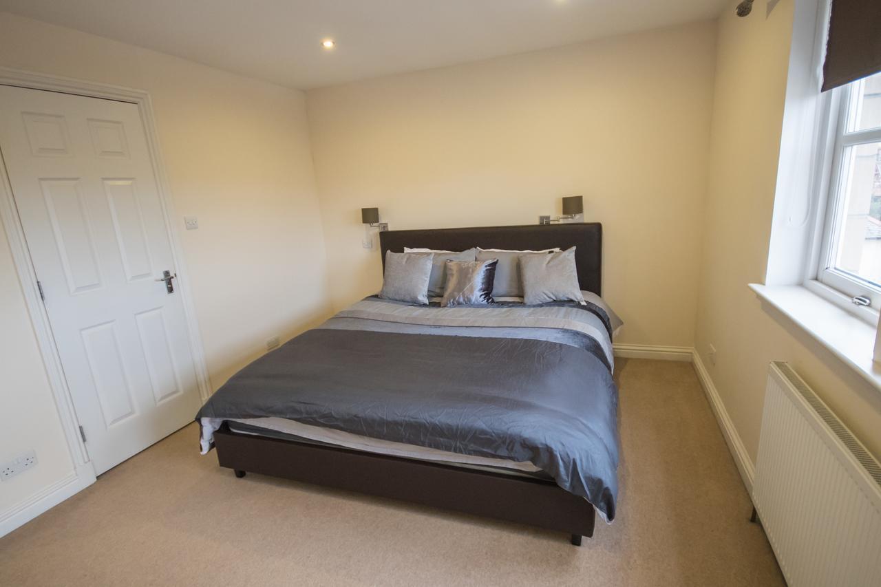 Crown Luxury Serviced Apartment Inverness Esterno foto